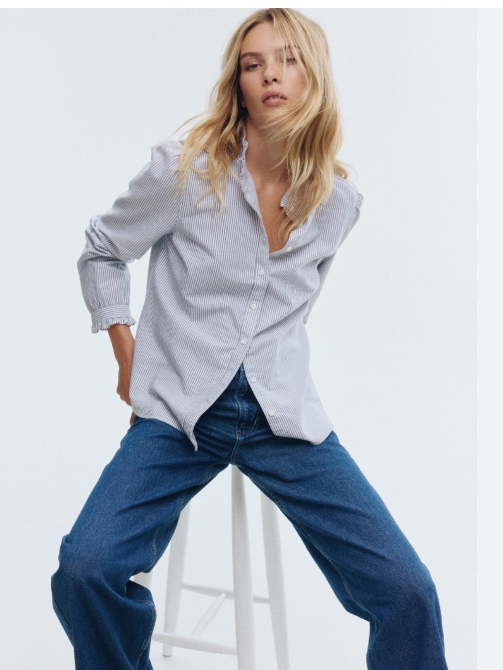 H&M Light Blue Striped Women's Button-Up Top